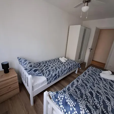 Sunny Moon Apartment *
